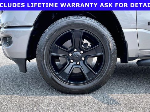 Used 2022 RAM 1500 Big Horn AWD/4WD image 8