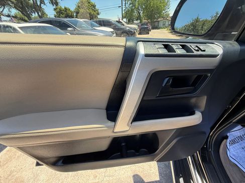 Used 2010 Toyota 4Runner Limited RWD image 25