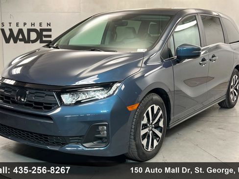 Used 2025 Honda Odyssey EX-L image 1