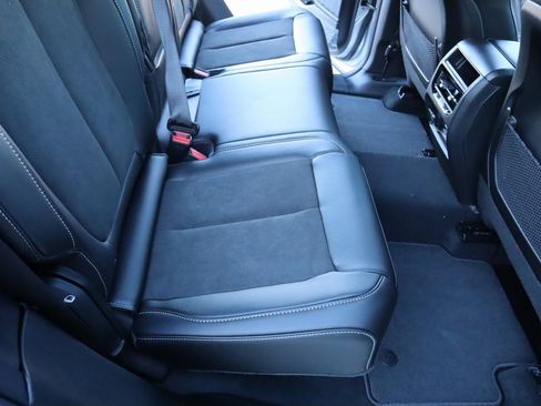 New 2025 Jeep Grand Cherokee Altitude image 14