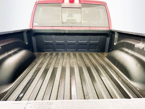 Used 2018 RAM 1500 Laramie w/ Protection Group AWD/4WD image 29