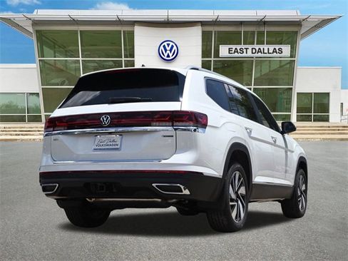 New 2025 Volkswagen Atlas SEL image 3