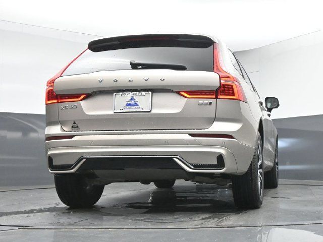 Used 2024 Volvo XC60 B5 Core w/ Climate Package AWD/4WD image 40