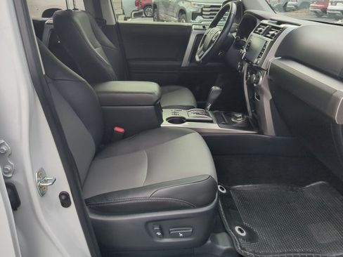 Used 2024 Toyota 4Runner SR5 Premium w/ Moonroof Package AWD/4WD image 22