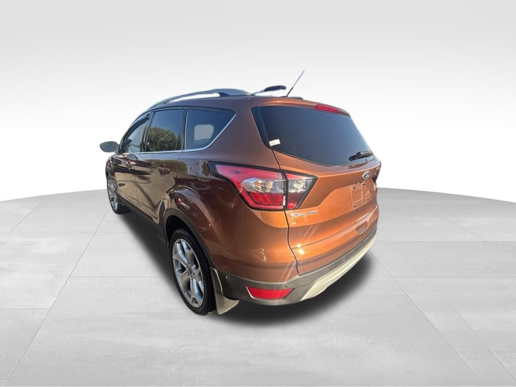 Used 2017 Ford Escape Titanium w/ Equipment Group 301A FWD image 4