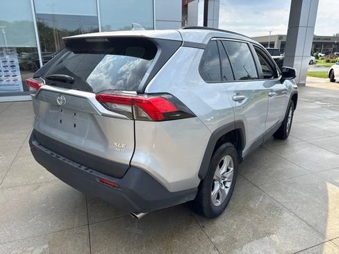 Used 2025 Toyota RAV4 XLE AWD/4WD image 7