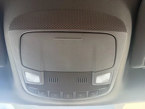 Used 2018 Ford F150 XLT image 23