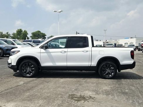 Used 2026 Honda Ridgeline Sport image 2