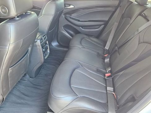 Used 2019 Buick Envision Essence AWD/4WD image 24