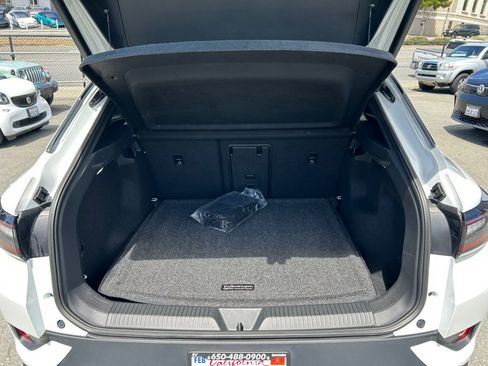 Used 2023 Volkswagen ID.4 Pro S Plus RWD image 48