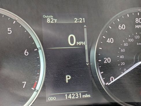 Used 2024 Lexus IS 300 AWD w/ Premium Package image 4