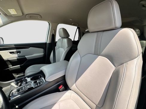 Used 2024 Honda Pilot EX-L image 18