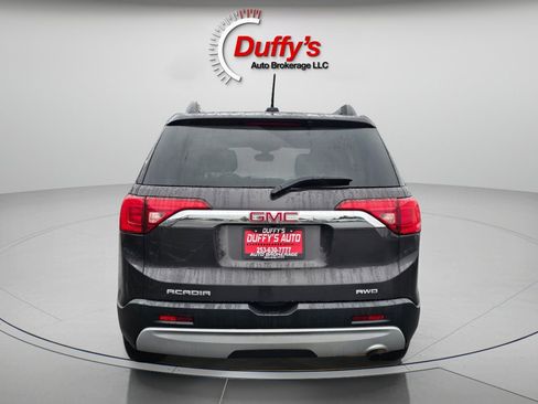 Used 2017 GMC Acadia SLE image 16