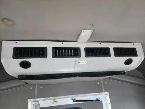 Used 2015 Ford E-350 and Econoline 350 Super Duty RWD image 24