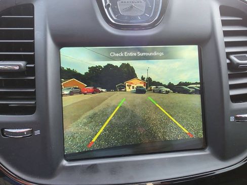 Used 2022 Chrysler 300 S w/ Comfort Group RWD image 12
