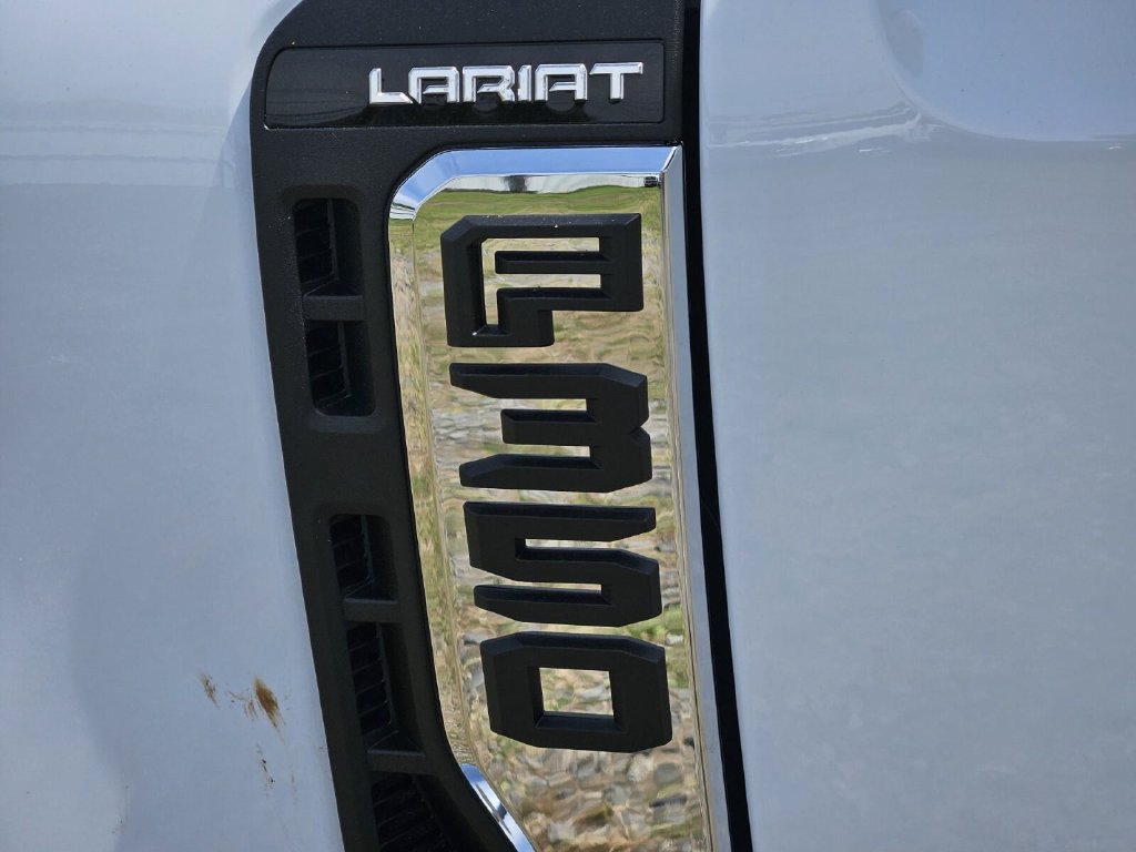 New 2026 Ford F350 Lariat w/ Lariat Ultimate Package AWD/4WD image 5
