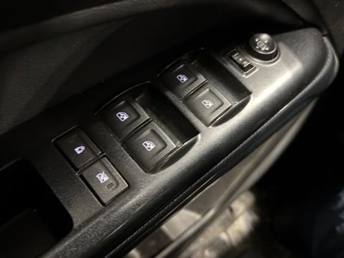 Used 2020 Chevrolet Colorado Z71 image 24