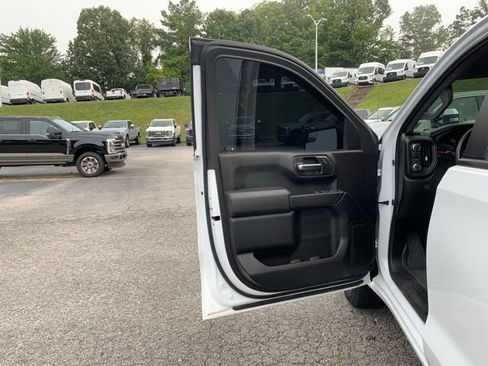 Used 2024 GMC Sierra 1500 Pro w/ Pro Value Package AWD/4WD image 21