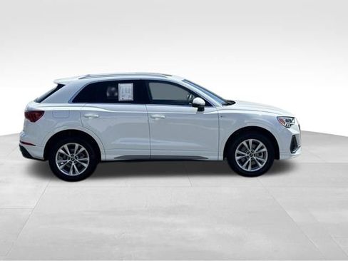Used 2025 Audi Q3 2.0T Premium AWD/4WD image 9