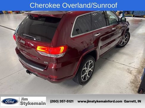 Used 2019 Jeep Grand Cherokee Overland AWD/4WD image 16