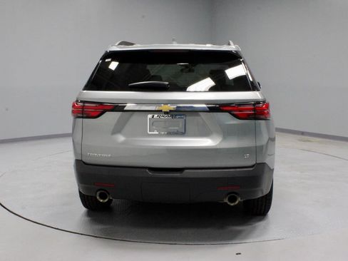 Used 2023 Chevrolet Traverse LT FWD image 10