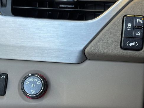 Used 2015 GMC Yukon SLT w/ Open Road Package image 33