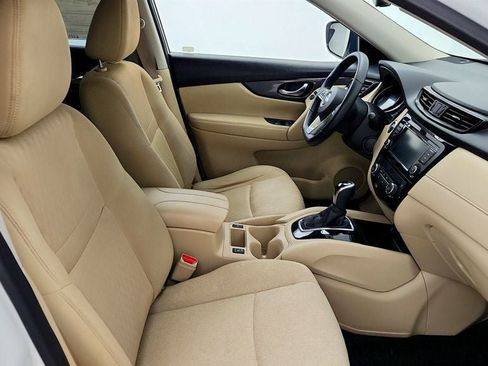 Used 2019 Nissan Rogue SV FWD image 23