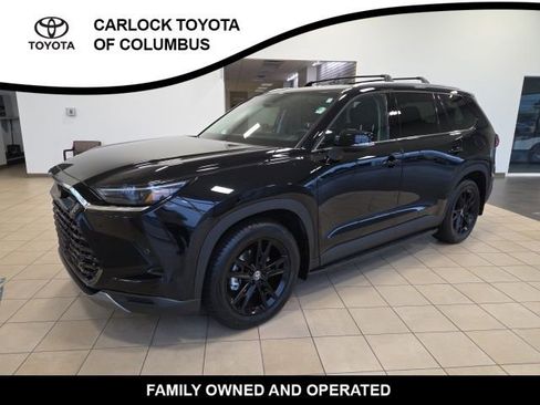 Used 2024 Toyota Grand Highlander AWD image 3