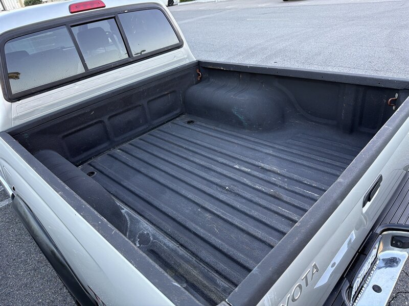 Used 2003 Toyota Tacoma PreRunner w/ Convenience Pkg RWD image 17