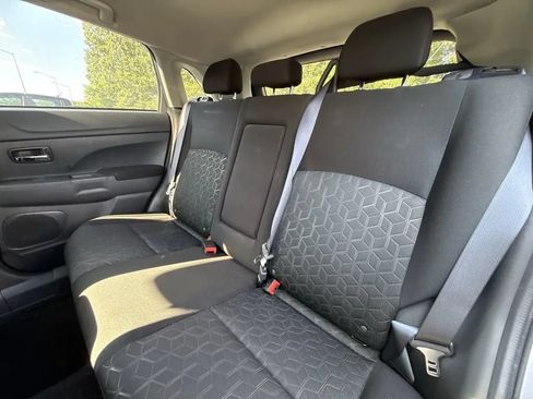 Used 2024 Mitsubishi Outlander Sport AWD image 9