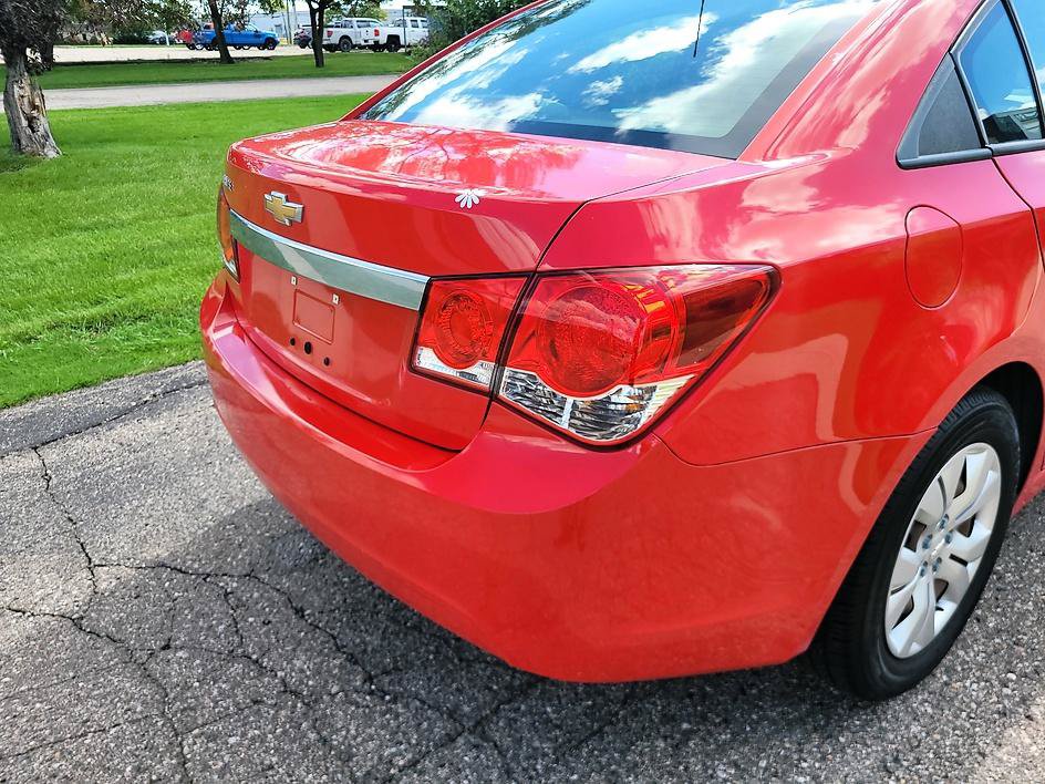 Used 2016 Chevrolet Cruze LS FWD image 15