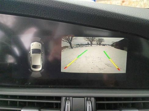 Used 2017 Alfa Romeo Giulia AWD image 39