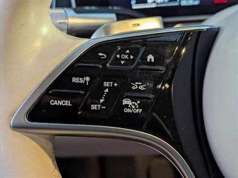 Used 2023 Mercedes-Benz S 500 4MATIC image 11