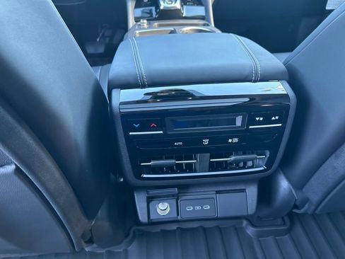 New 2026 Acura MDX SH-AWD image 25