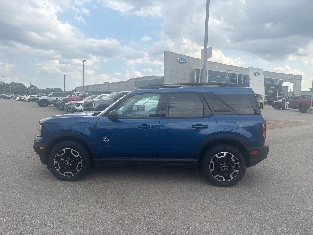 Certified 2023 Ford Bronco Sport Outer Banks w/ Tech Package AWD/4WD image 8