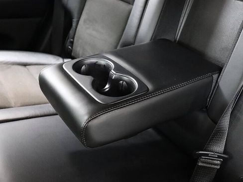 Used 2020 Jeep Grand Cherokee Altitude AWD/4WD image 19