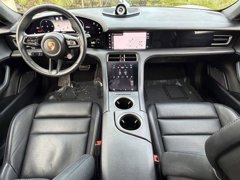 Used 2024 Porsche Taycan image 30