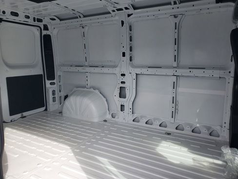 Used 2025 RAM ProMaster 1500 w/ Quick Order Package 22G SLT FWD image 26