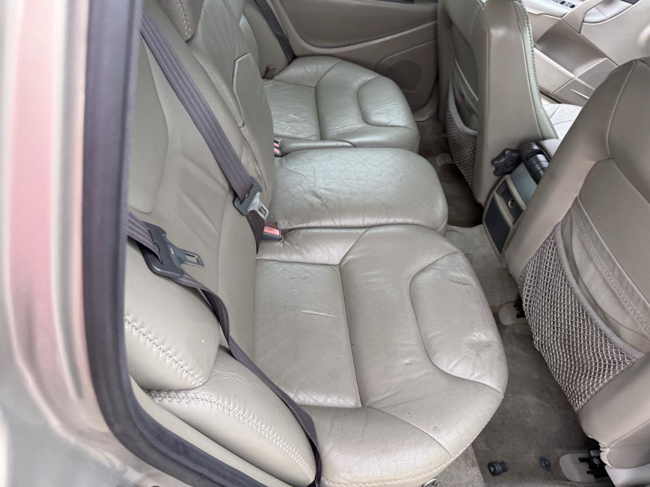Used 2001 Volvo V70 Cross Country AWD/4WD image 14