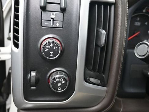 Used 2015 GMC Sierra 1500 SLT w/ SLT Crew Cab Value Package image 16