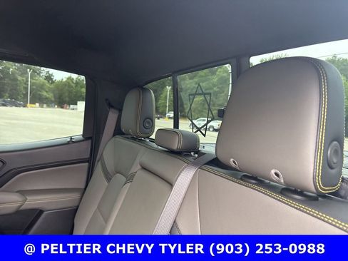 Used 2024 Chevrolet Colorado ZR2 w/ ZR2 Convenience Package III image 23