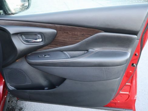 Used 2023 Nissan Murano Platinum image 13