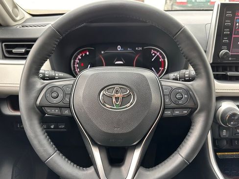 Used 2021 Toyota RAV4 Limited AWD/4WD image 23