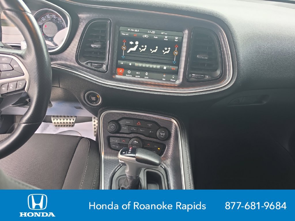 Used 2018 Dodge Challenger R/T Scat Pack w/ Dynamics Package RWD image 12