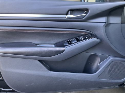 Used 2023 Nissan Altima 2.5 SR image 27