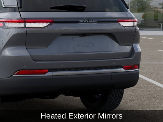 New 2027 Jeep Grand Cherokee Altitude RWD image 18