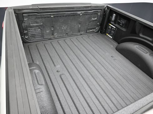 Used 2023 Ford F150 Lariat w/ Max Trailer Tow Package AWD/4WD image 46