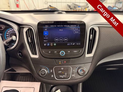Used 2022 Chevrolet Malibu LS FWD image 20