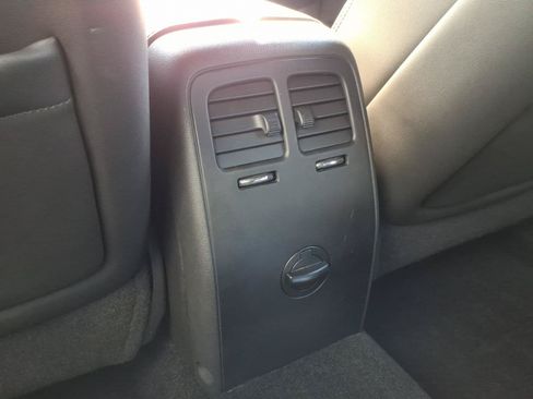 Used 2015 Lincoln MKS w/ Equipment Group 101A FWD image 11