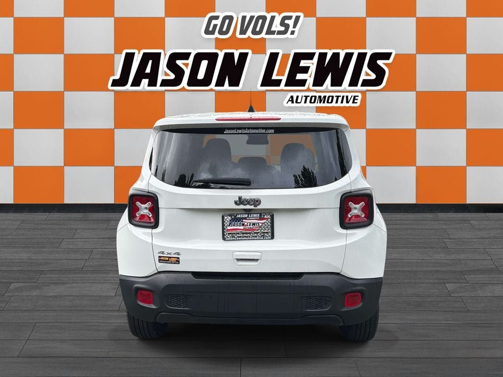 Used 2023 Jeep Renegade Latitude AWD/4WD image 4